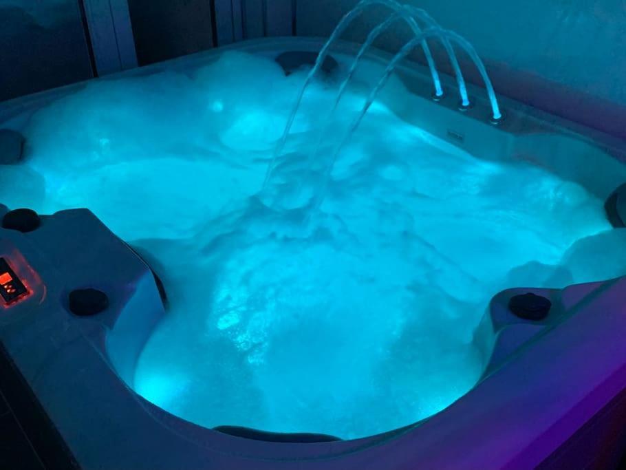 Perfect Couple Retreat To Unwind&Relax With Hottub Apartment Peacehaven Luaran gambar